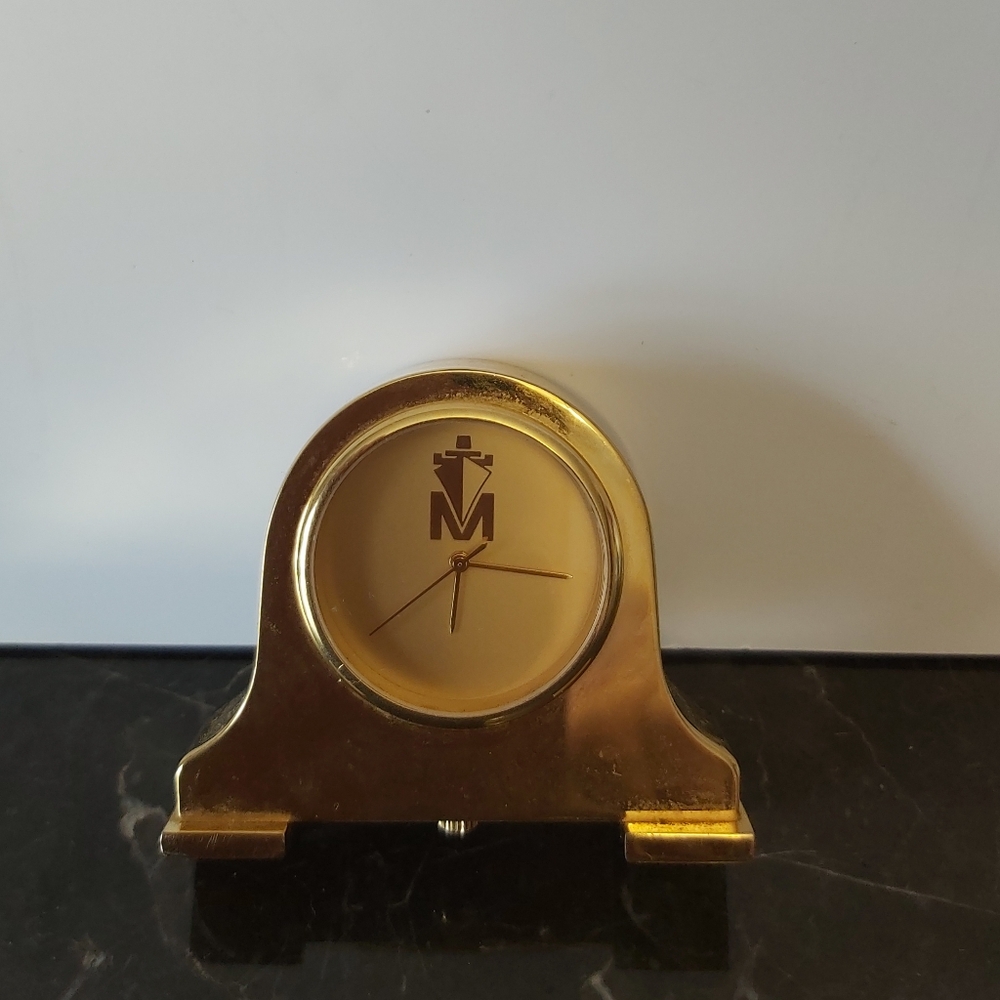 Elegant Gold Mantel Mini Clock